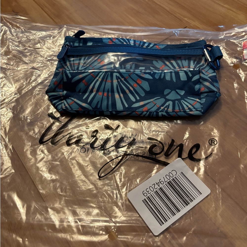 Thirty-One Blue Patterned Women's Bag